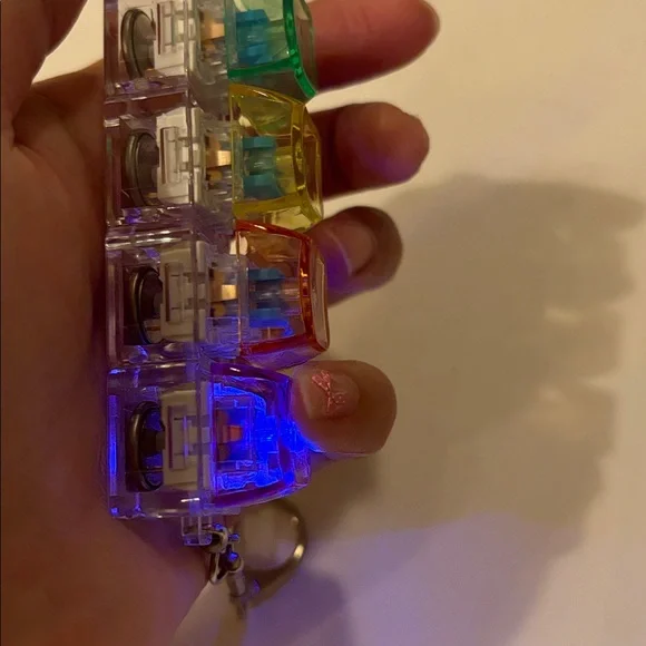 🌈🧊Light-Up Click Fidget Toy Keychain - Picture 12 of 14